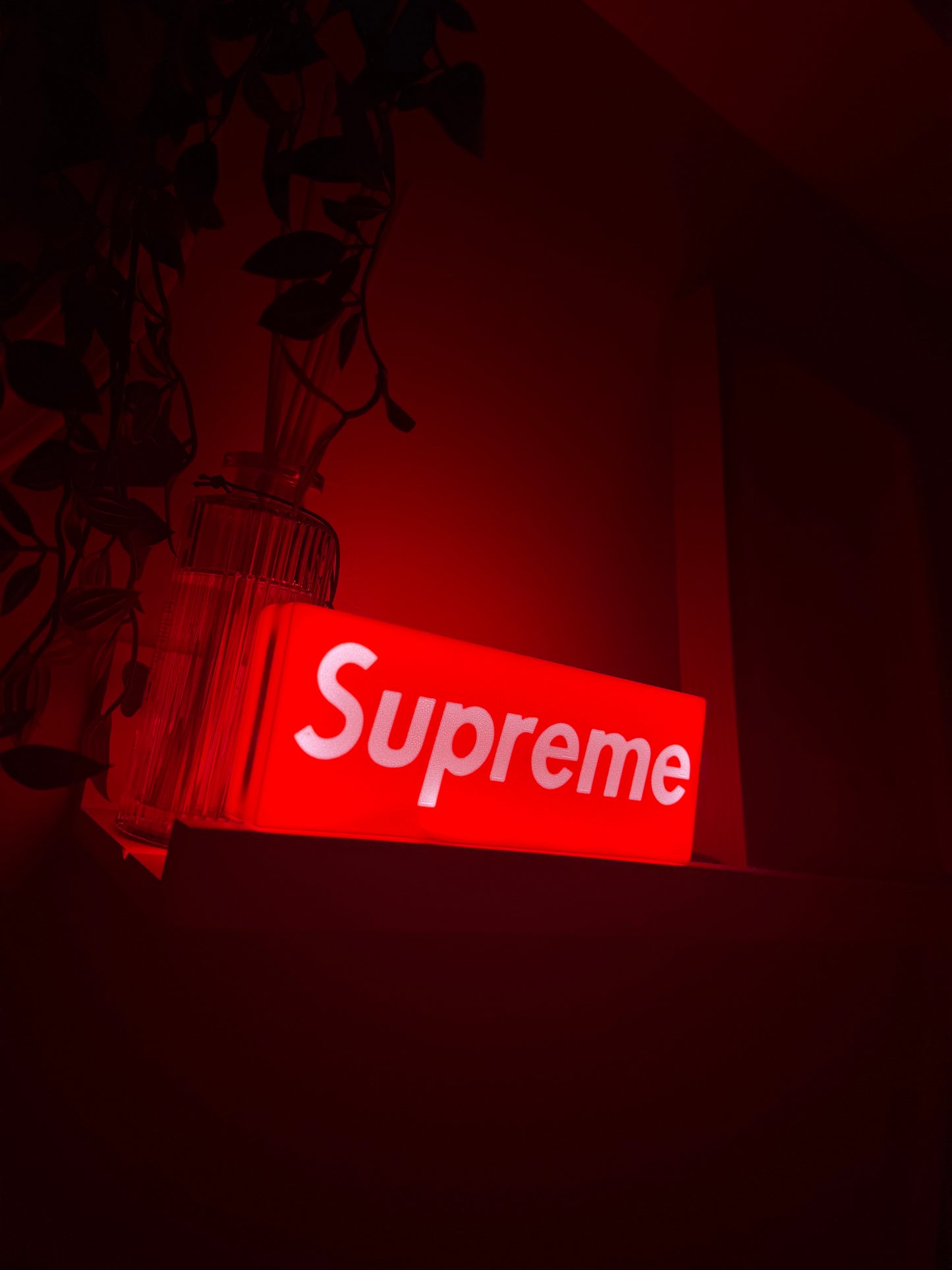 Supreme light box 7”