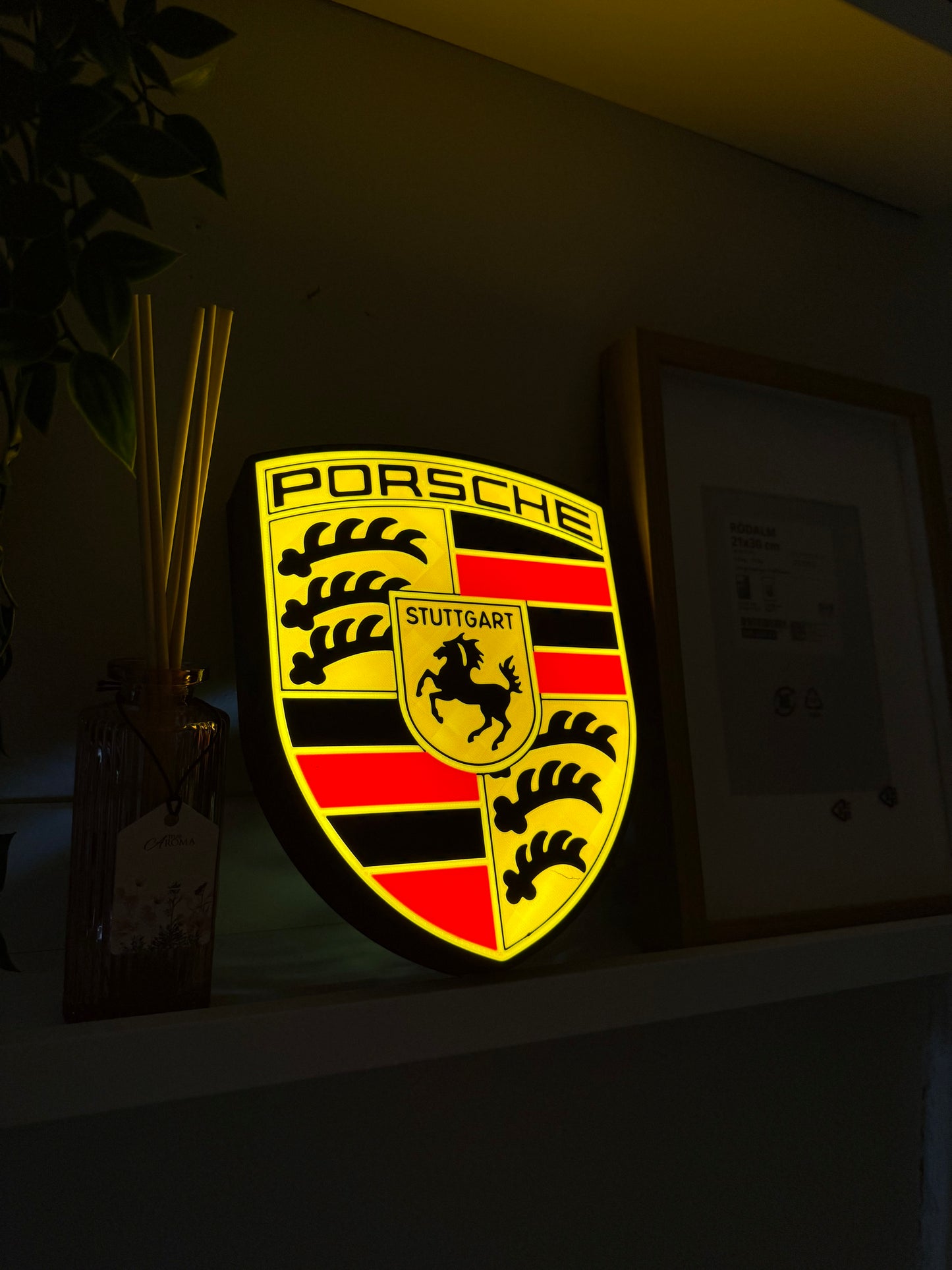 Porsche lightbox 10”