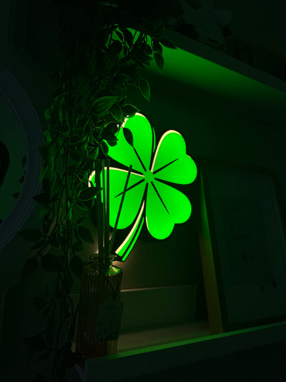 Four leaf clover lightbox 10”